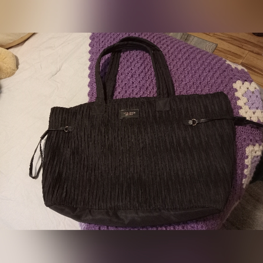 Victoria's Secret  Black Textured Tote Bag Zippered Top